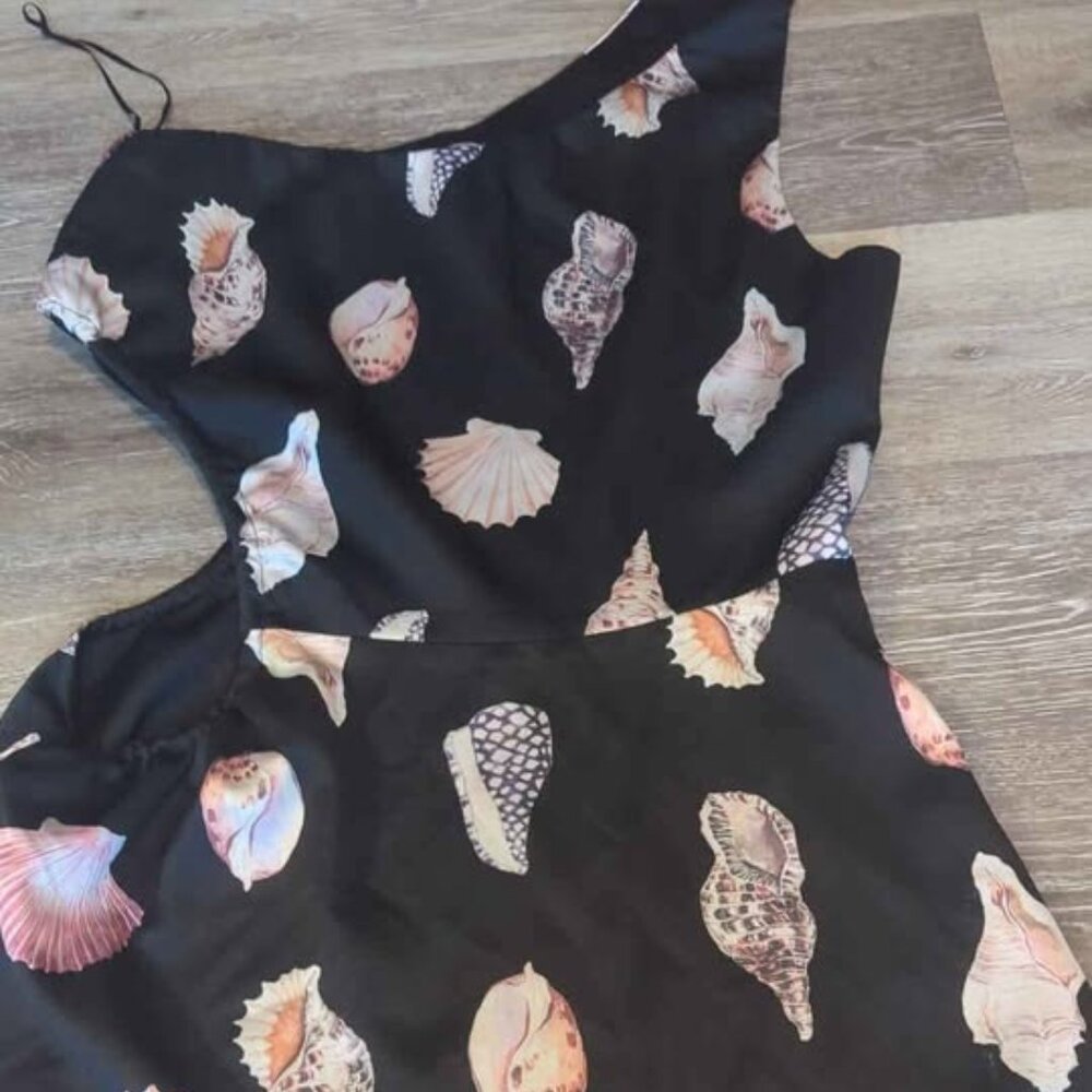 Show Me Your Mumu Black Shell-Print Mini Dress